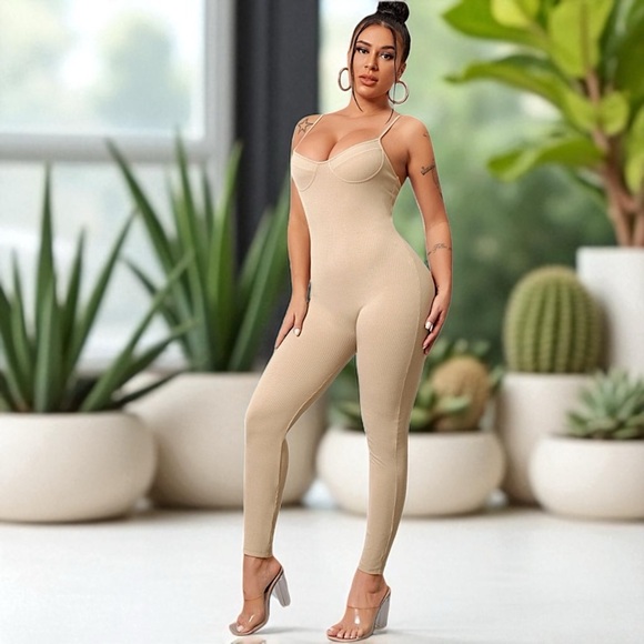 New 2 PIECE Apricot Rib-Knit Form Fitting Cami Jumpsuit With Long Cardigan - Picture 3 of 16